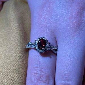 Fashion Jewlery - Red Gem Ring